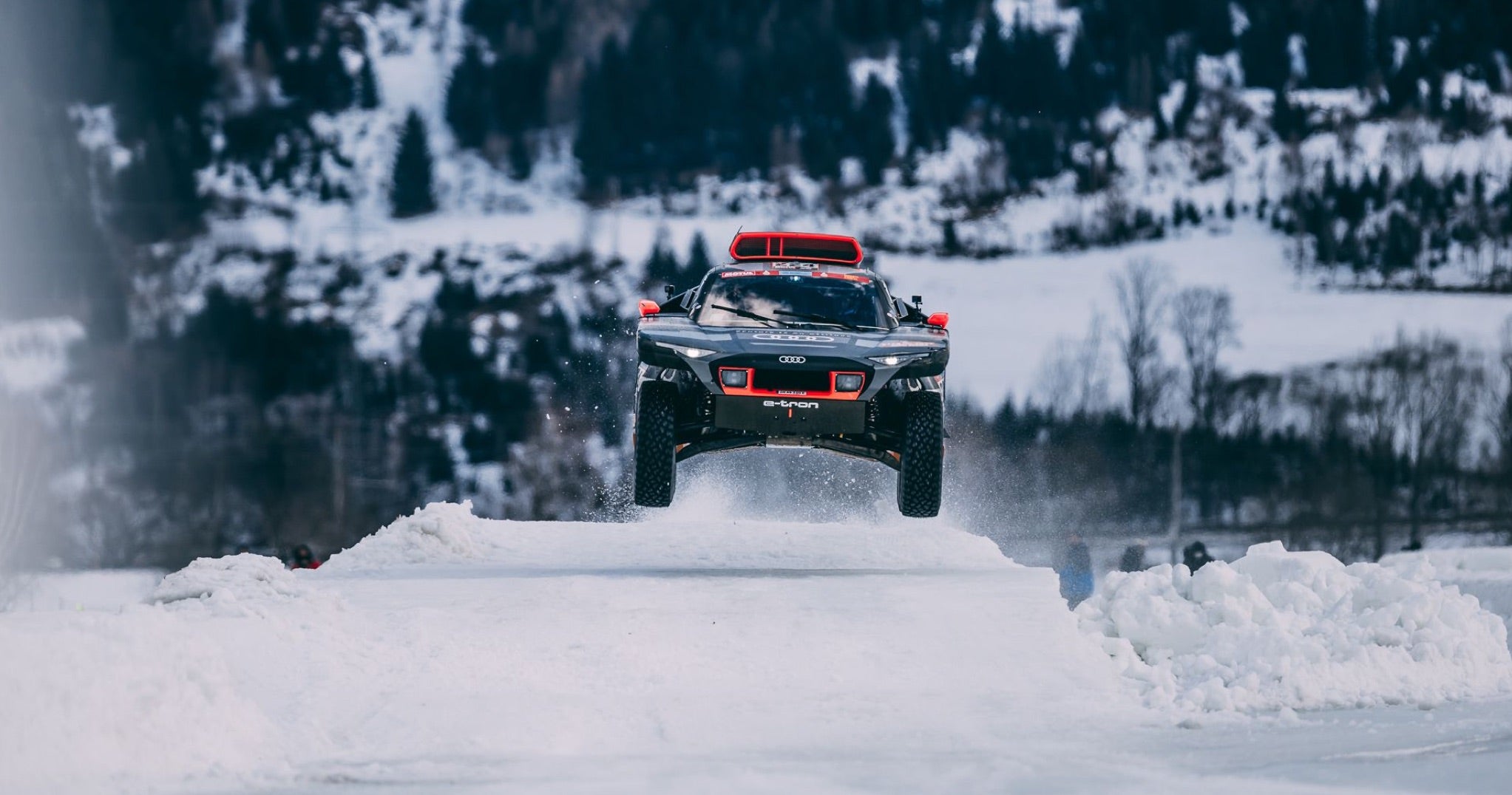 <span>Audi’s Mattias Ekström takes the brand’s 2022 Dakar Rally model, the QS e-tron, for a spin on the ice</span> <br/><span class="caption-sub"><em>Photo credit: Stephan Bauer</em></span><br/>